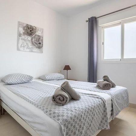 Penthouse With Jacuzzi And Spectacular Sea Views Apartment Nerja Bagian luar foto