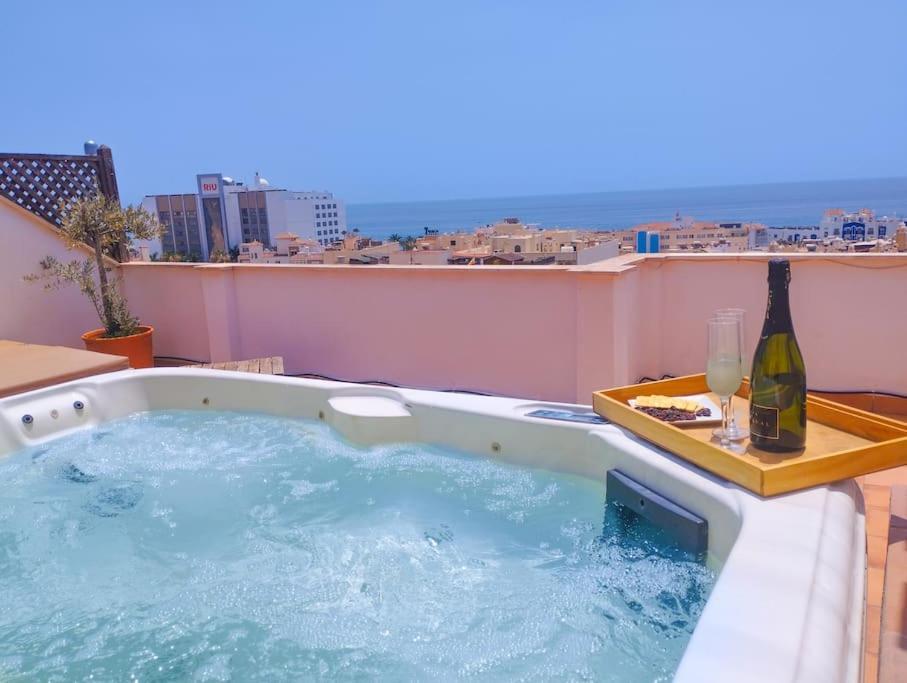 Penthouse With Jacuzzi And Spectacular Sea Views Apartment Nerja Bagian luar foto